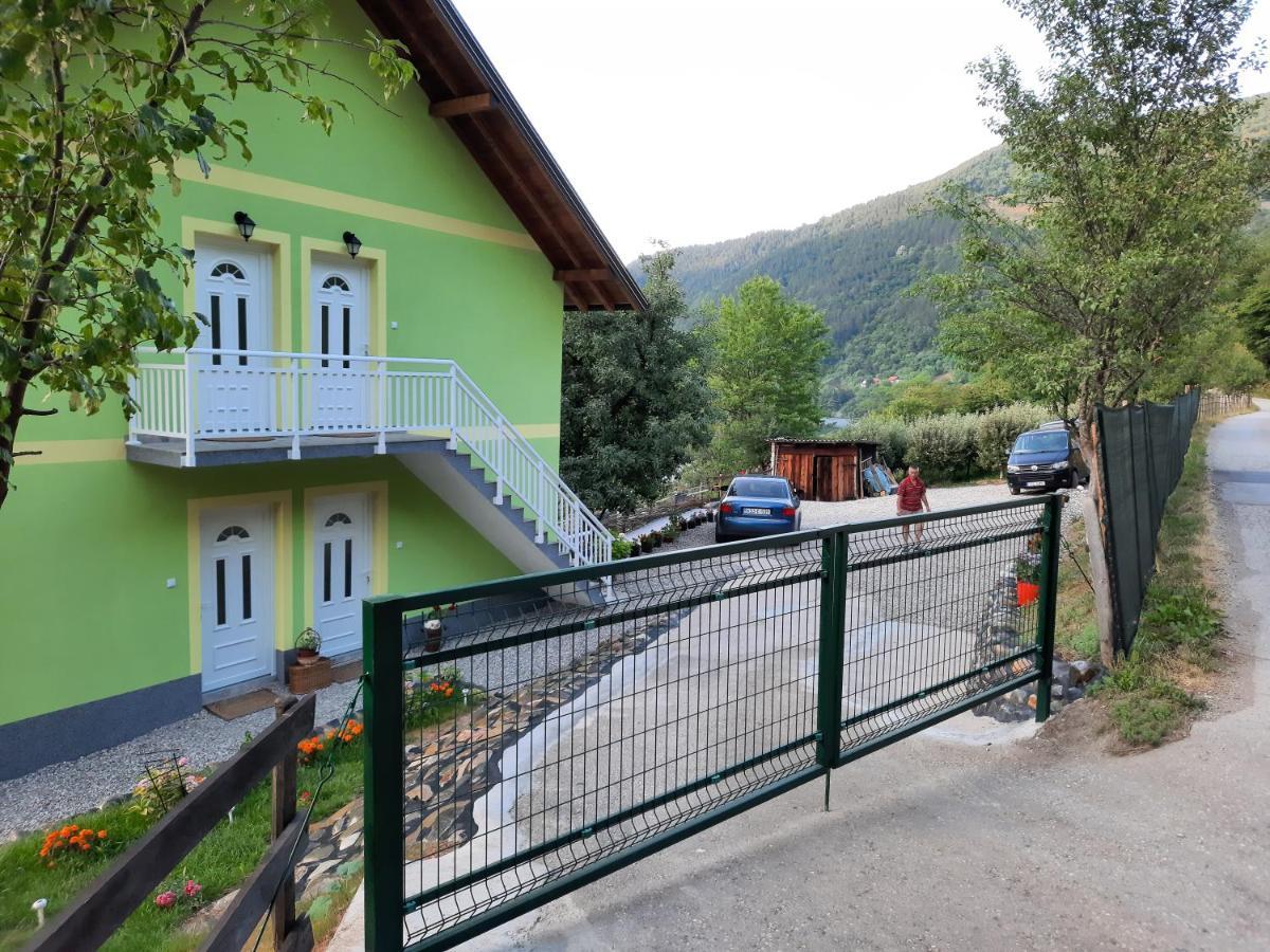 Apartmani Vila Na Drini Foca Extérieur photo