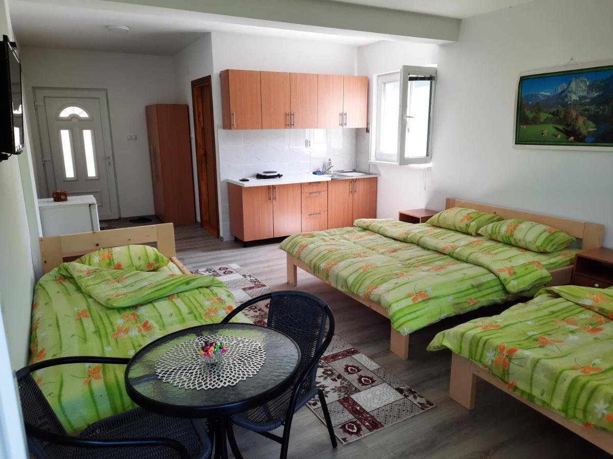 Apartmani Vila Na Drini Foca Extérieur photo