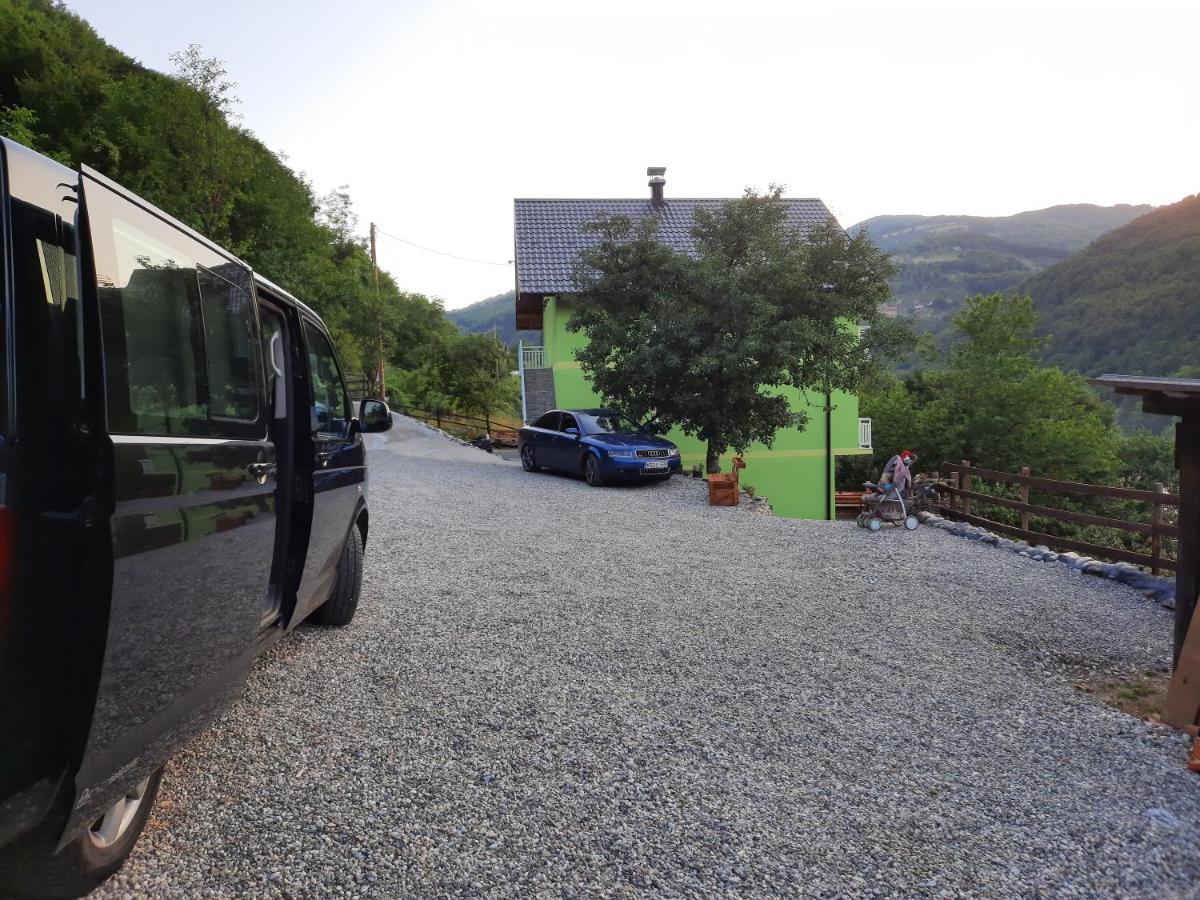 Apartmani Vila Na Drini Foca Extérieur photo