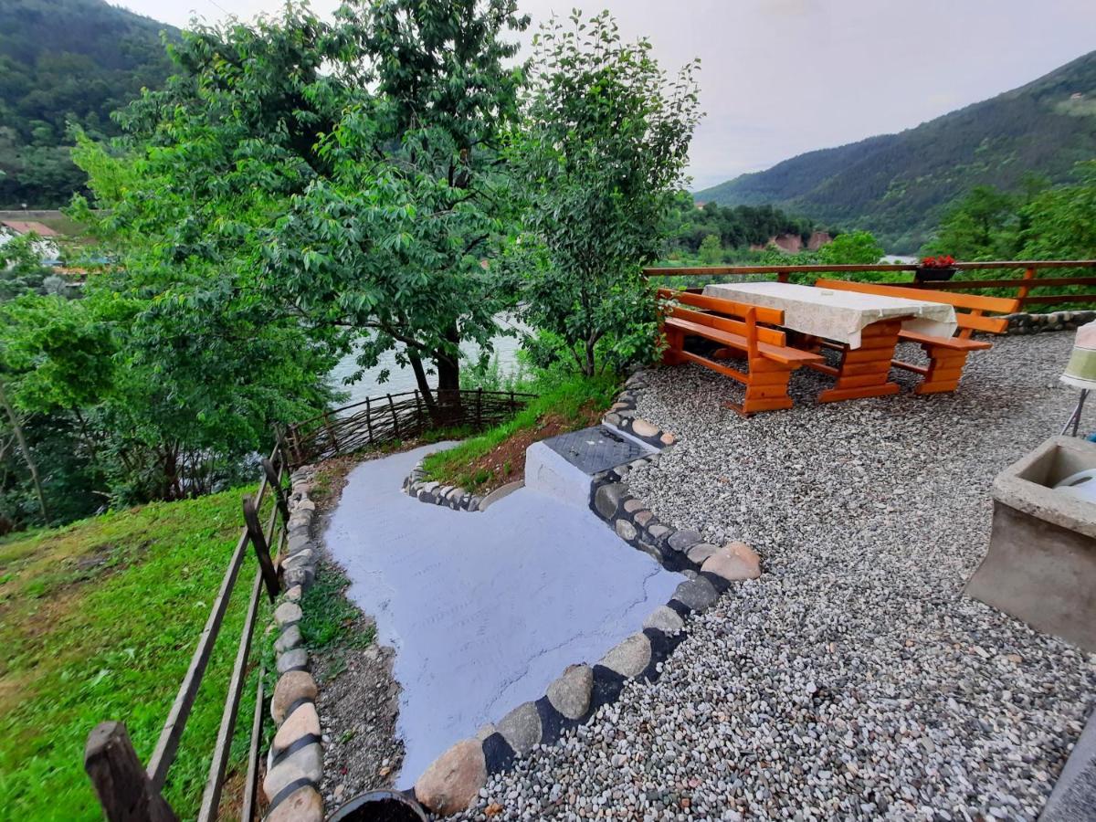 Apartmani Vila Na Drini Foca Extérieur photo