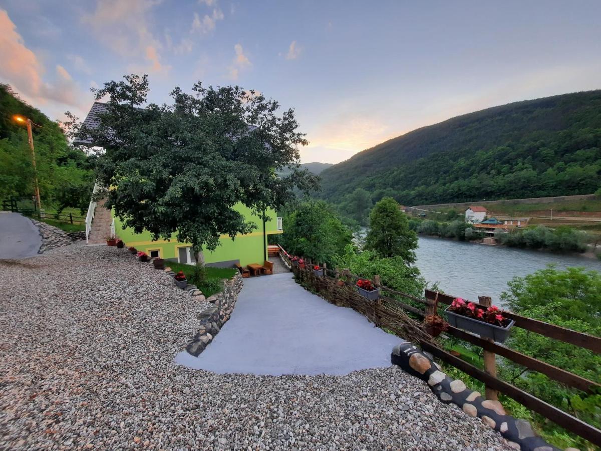 Apartmani Vila Na Drini Foca Extérieur photo